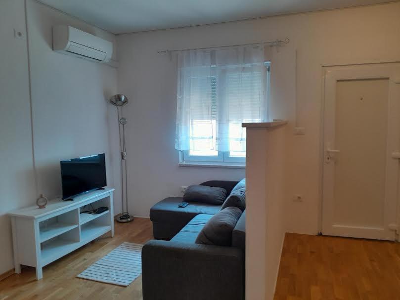 Apartma Pika 2 Nova Gorica Eksteriør billede